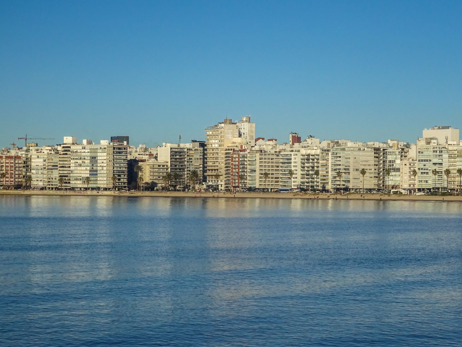 Montevideo — destino de tipo urbano