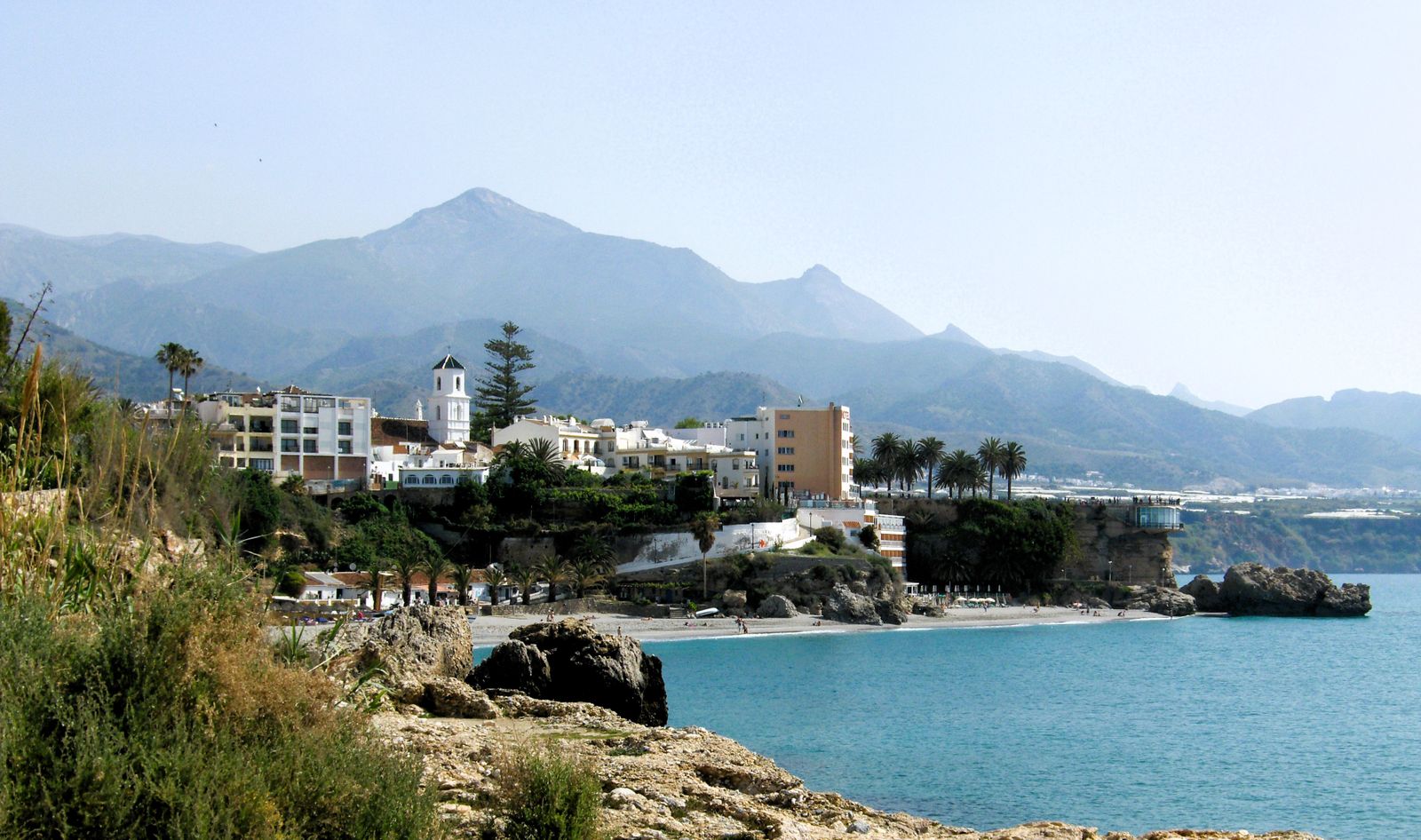 Nerja — destino de tipo playa