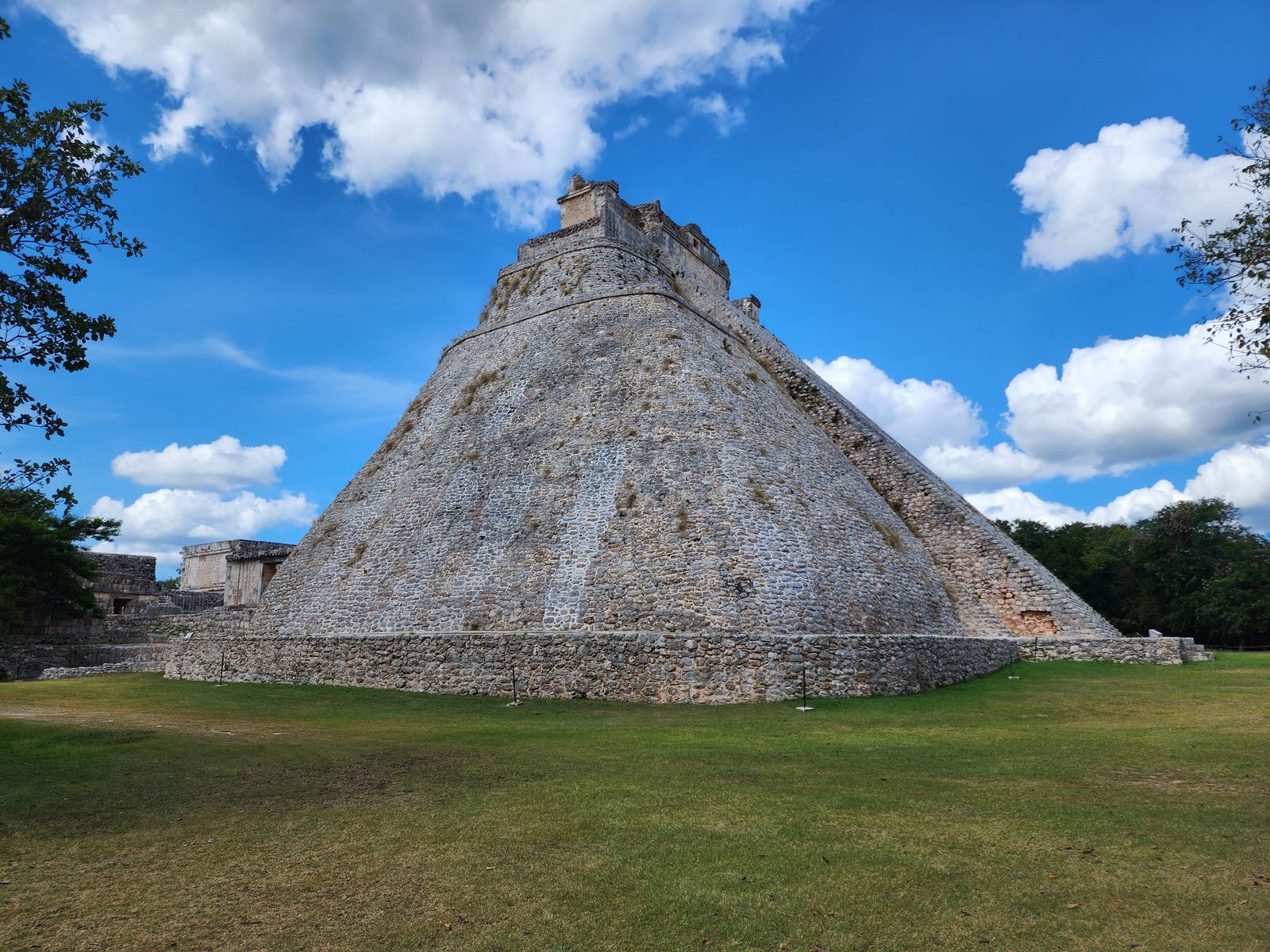 Uxmal (Santa Elena) — destino de tipo arqueológico